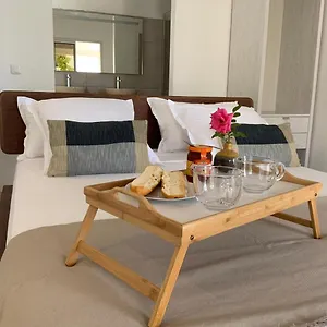 Hébergement de vacances Jolie Avec Piscine Au Bord De L'eau, Les Trois-Ilets