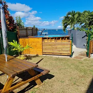 Hébergement de vacances Joli F2 Avec Piscine, Les Trois-Ilets